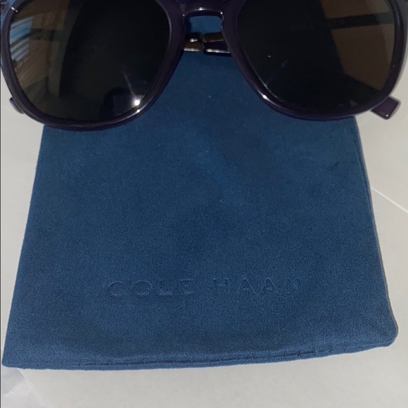 COPY - Cole Haan Sunglasses - Picture 9 of 10